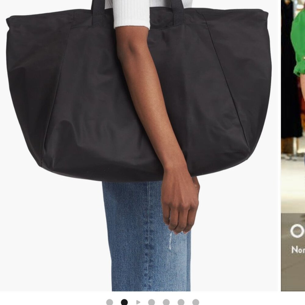 Voyageur Just in Case Packable Nylon Tote - Picture 3 of 13